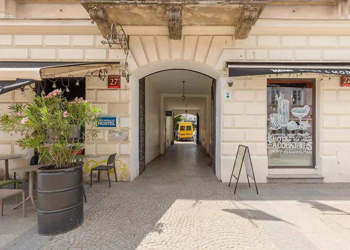 City Center Aparthotel Chmielna By Noclegi Renters Warszawa